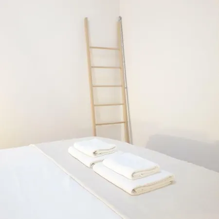 Apartament Lx 77 *