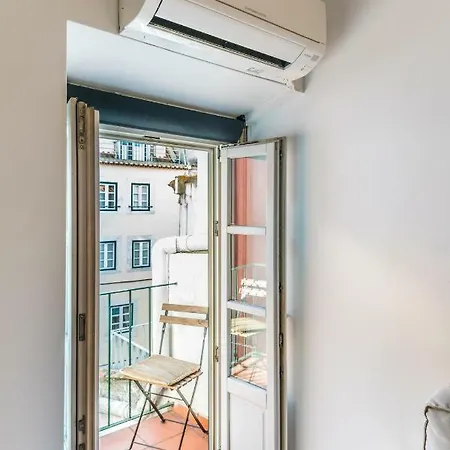Lx 77 Apartament