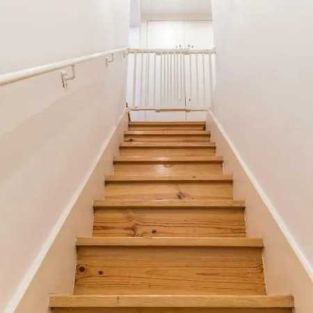 Apartament Lx 77 *
