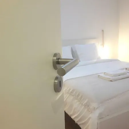 Lx 77 Apartment